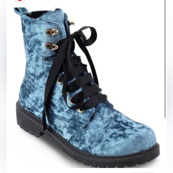 Olivia miller crushed blue velvet combat boots size 7 - Picture 1 of 7